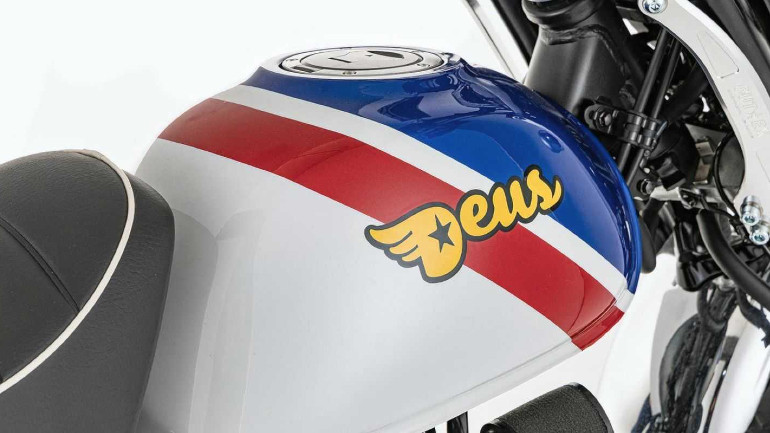 Η Deus μετατρέπει το Honda Monkey σε Honda… Donkey